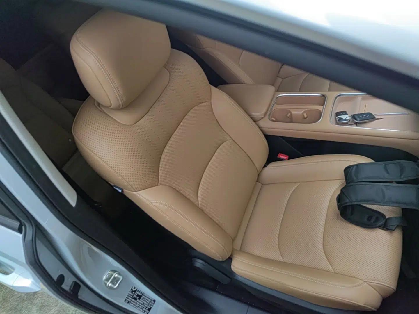 Wuling Starlight 730 2025 Model Plug-in Hybrid 125km Luxury Edition — миниатюра 24