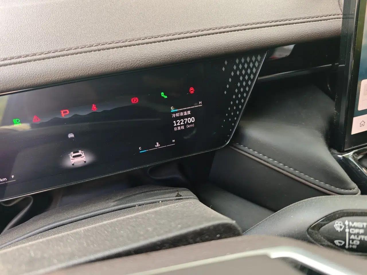 Wey Mocha 2021 2.0T Two-Wheel-Drive Premium Edition — миниатюра 12