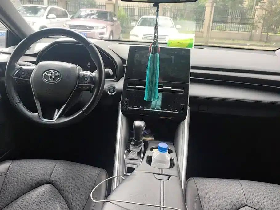 2022 Toyota Avalon 2.5L Luxury Edition — миниатюра 12