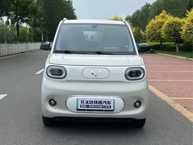 Wuling Hongguang MINIEV 2024 Model 215km Advanced Edition (Lithium Iron Phosphate) — миниатюра 2