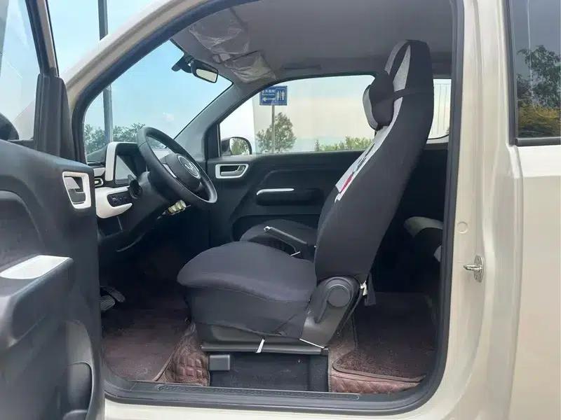 Wuling Hongguang MINIEV 2024 Model 215km Advanced Edition (Lithium Iron Phosphate) — миниатюра 9