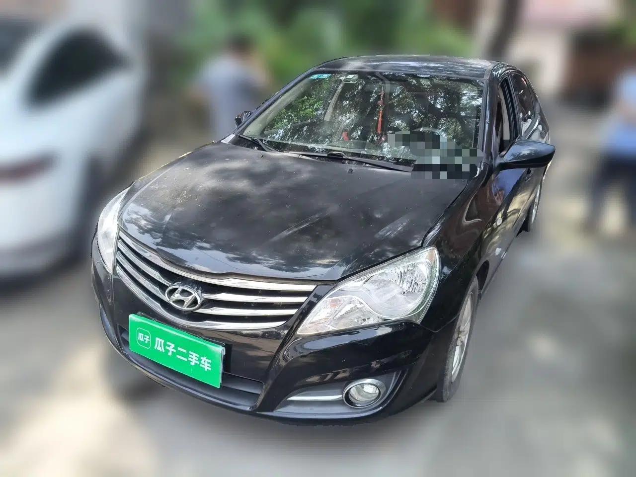 Hyundai Celesta 2011 1.6L Automatic Comfort Edition — миниатюра 1