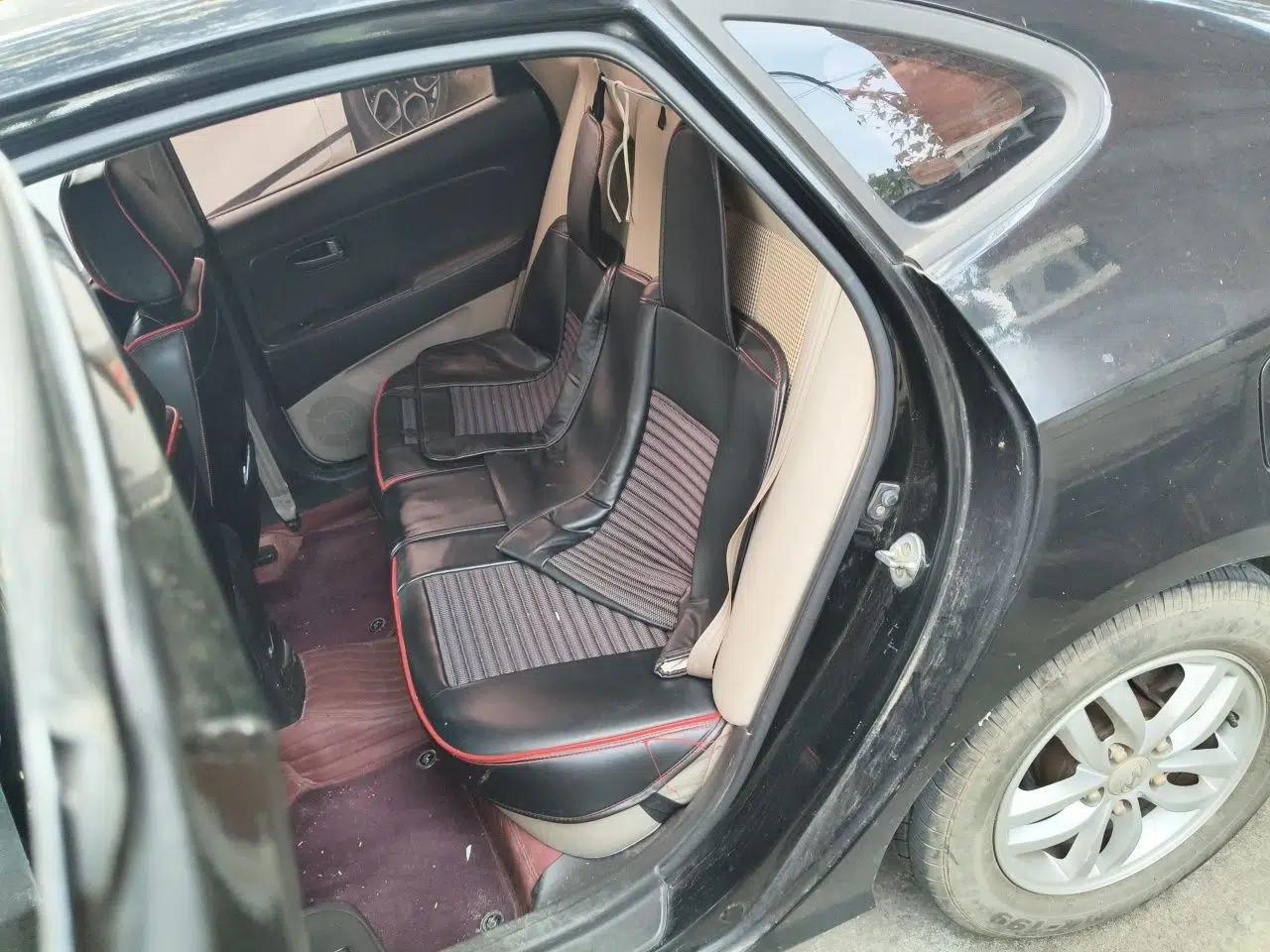 Hyundai Celesta 2011 1.6L Automatic Comfort Edition — миниатюра 17
