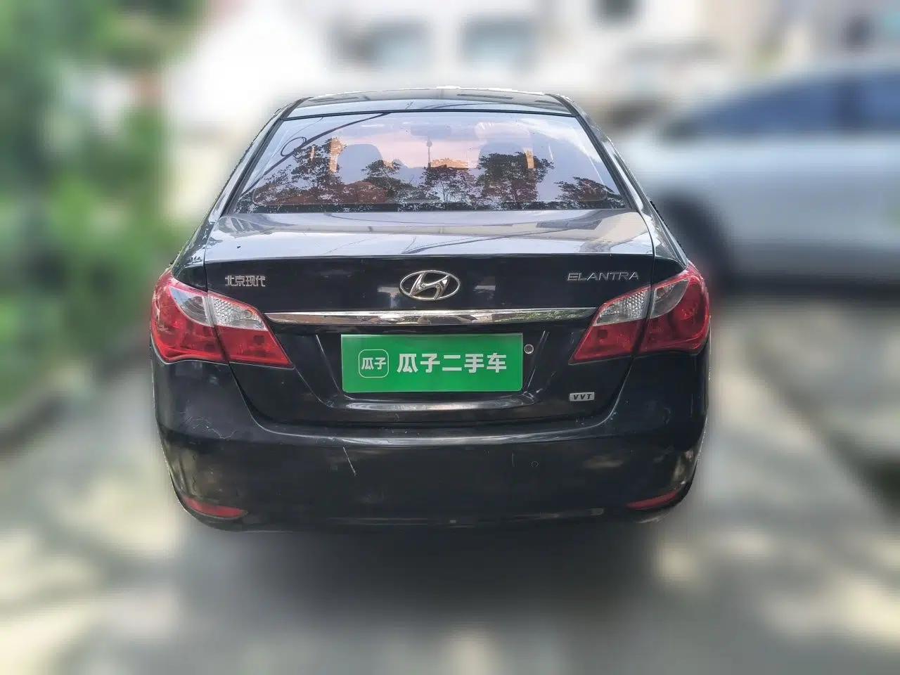 Hyundai Celesta 2011 1.6L Automatic Comfort Edition — миниатюра 5