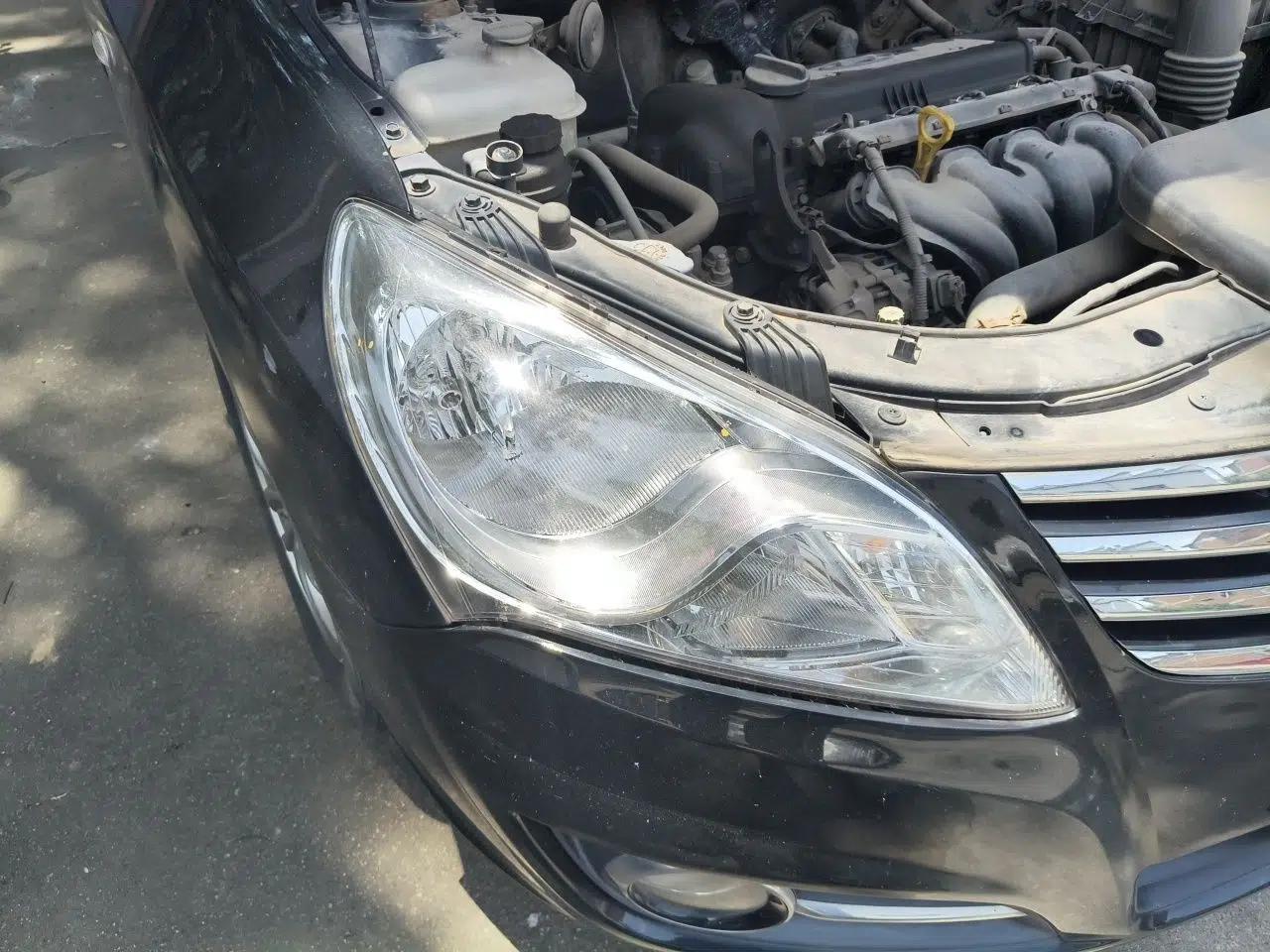 Hyundai Celesta 2011 1.6L Automatic Comfort Edition — миниатюра 7