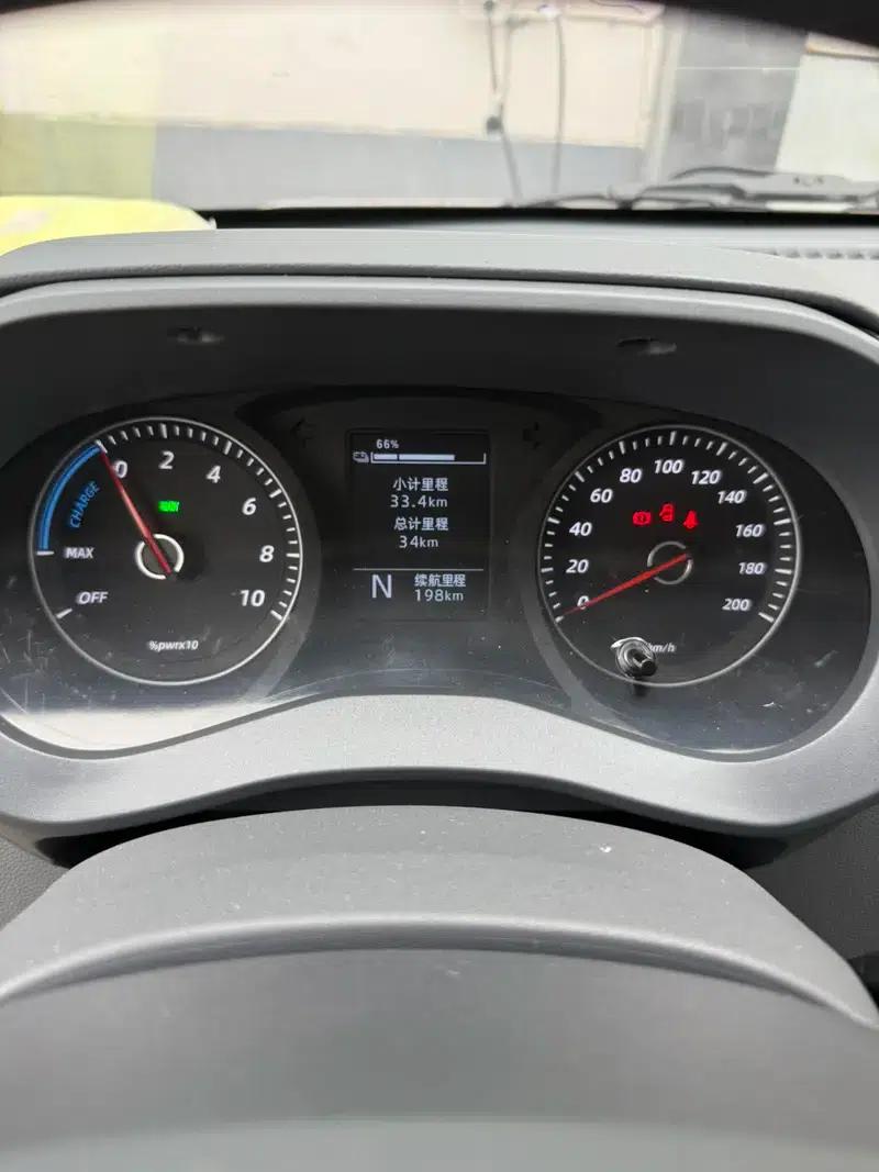 Wuling Yangguang 2024 Model 300km Comfort Bus Version 75kW — миниатюра 10
