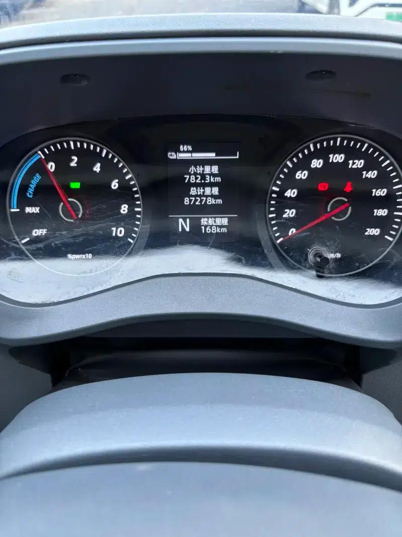 Wuling Yangguang 2024 Model 300km Practical Closed-Window Version 60kW — миниатюра 8