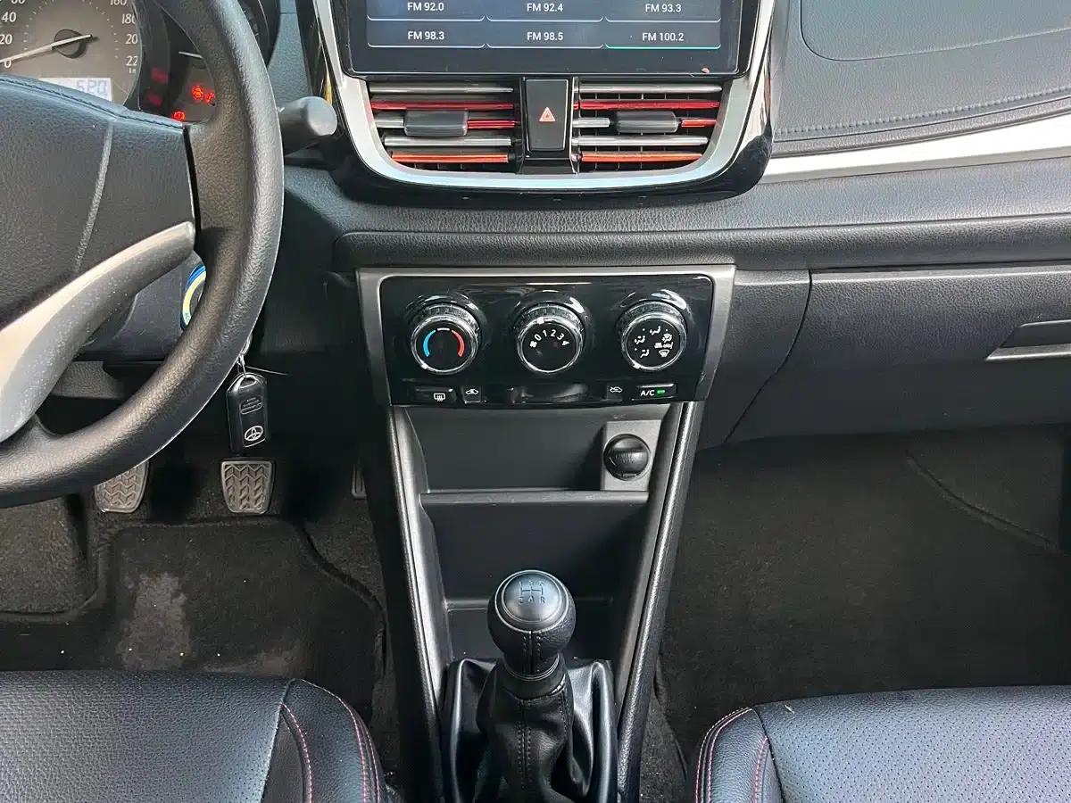 YARiS L 2017 1.3E Manual Dynamic Edition — миниатюра 11
