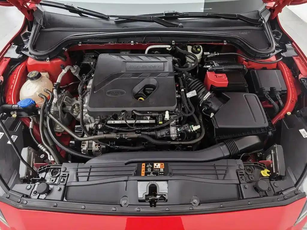 2020 Ford Focus Hatchback EcoBoost 180 Automatic ST Line — миниатюра 6