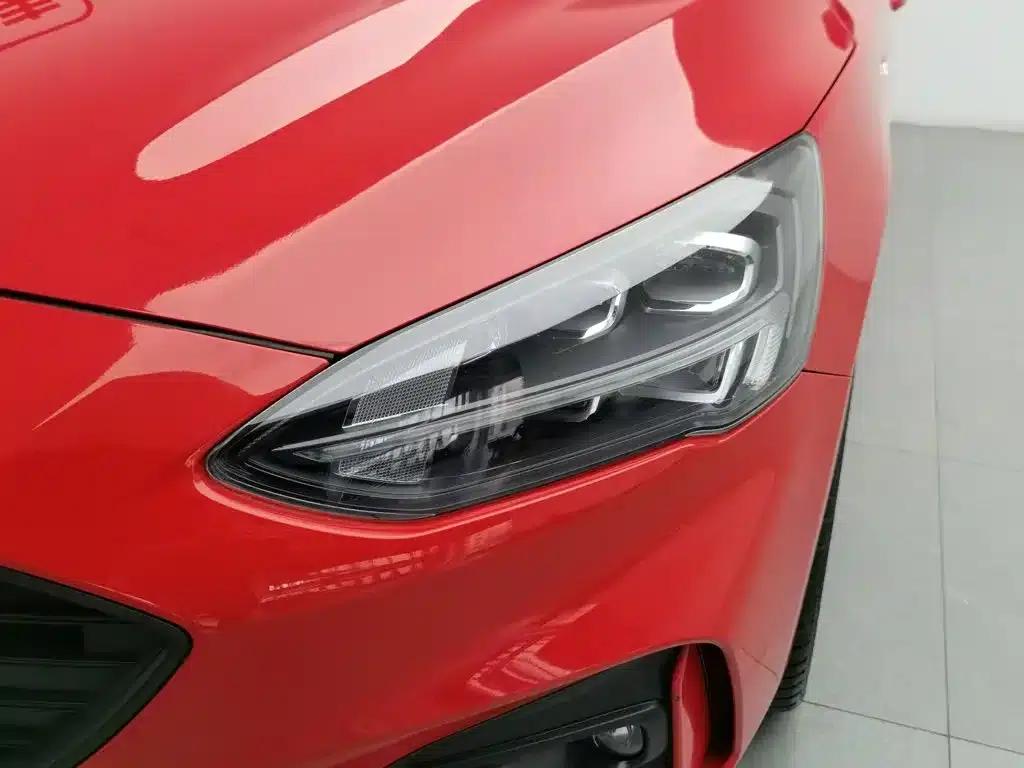 2020 Ford Focus Hatchback EcoBoost 180 Automatic ST Line — миниатюра 7