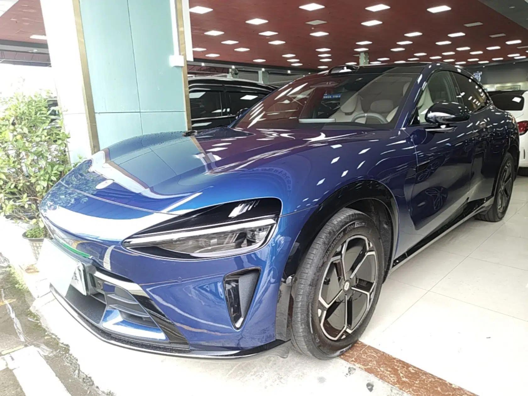 Xiaomi Auto YU7 2025 Ultra-Long Range Rear-Wheel Drive Version — миниатюра 1