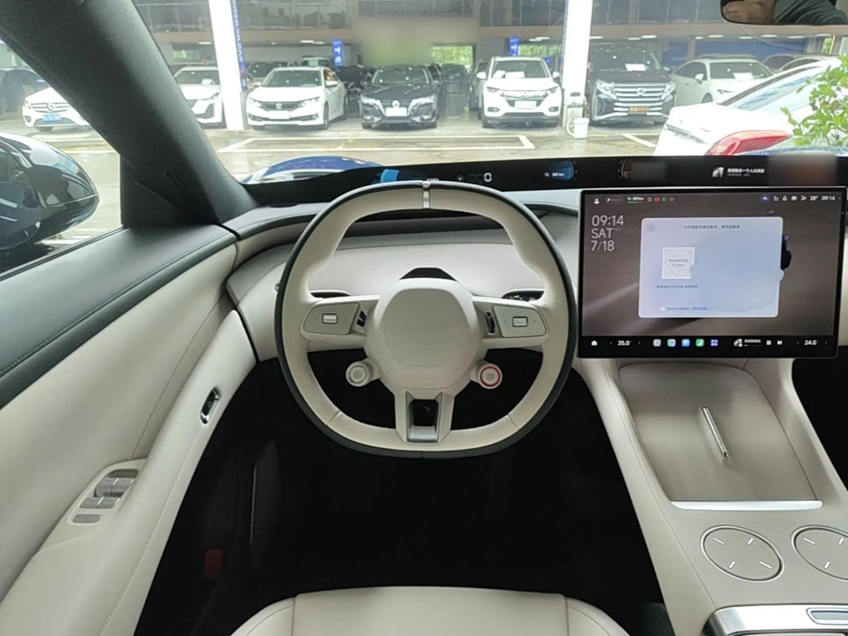 Xiaomi Auto YU7 2025 Ultra-Long Range Rear-Wheel Drive Version — миниатюра 18