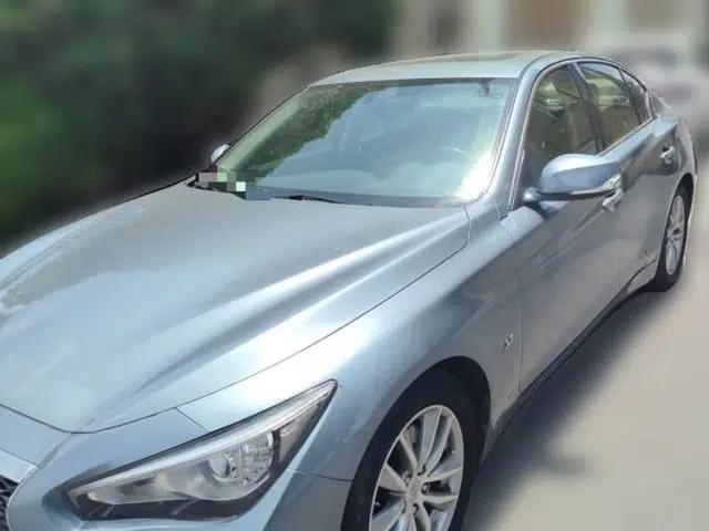Infiniti Q50 2014 3.7L Luxury Edition