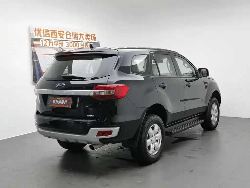 2016 Ford Everest 2.0T Gasoline Automatic 4WD Elite Edition — миниатюра 2
