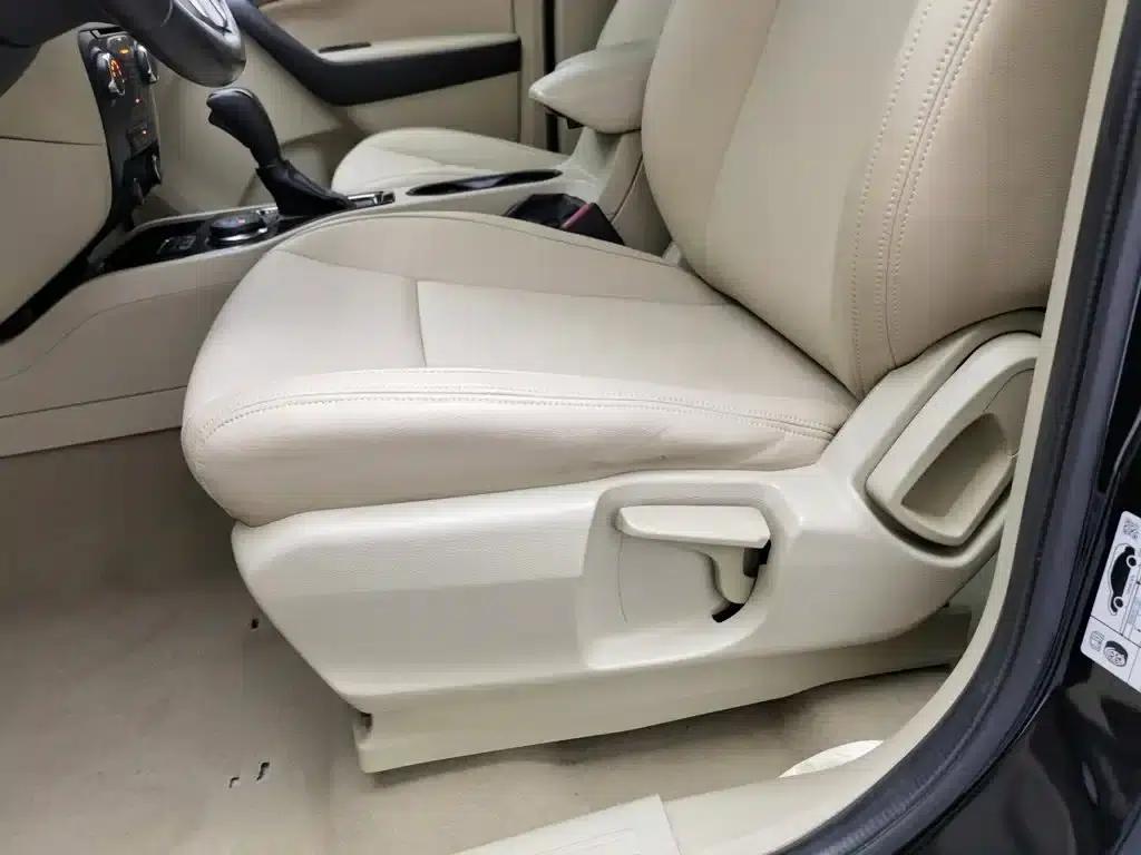 2016 Ford Everest 2.0T Gasoline Automatic 4WD Elite Edition — миниатюра 20