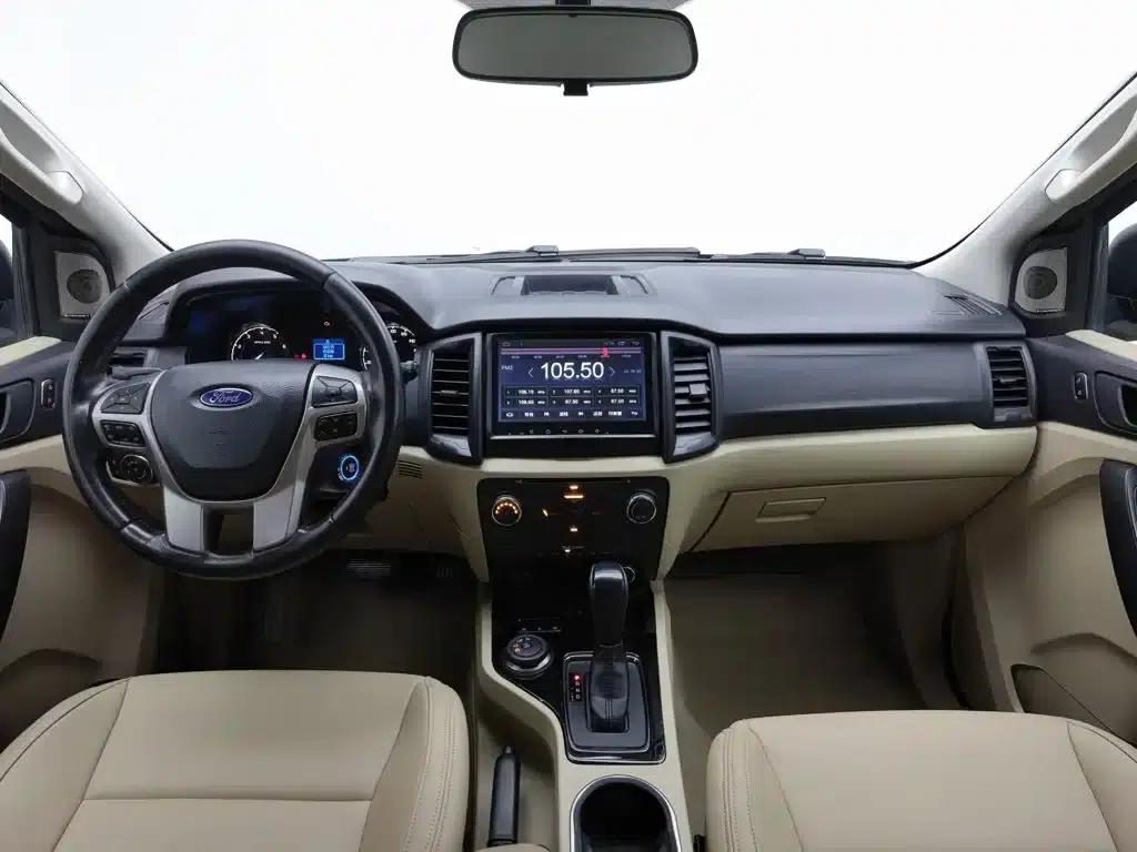 2016 Ford Everest 2.0T Gasoline Automatic 4WD Elite Edition — миниатюра 5