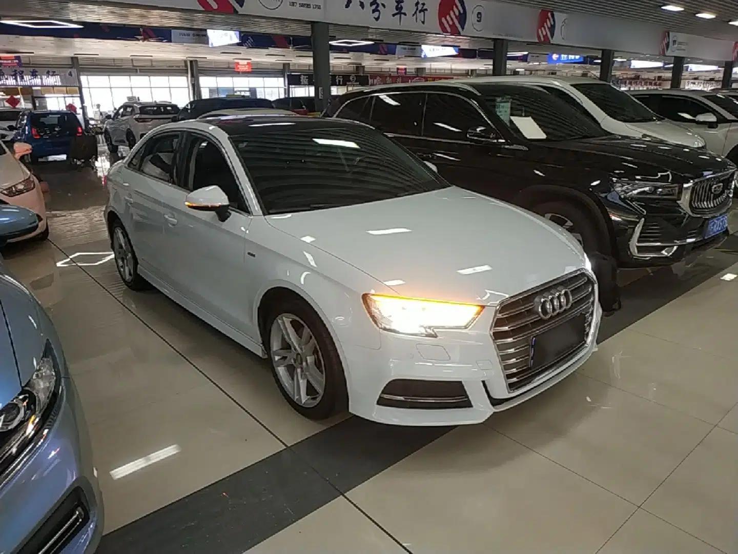 Audi A3 2020 Limousine 35 TFSI Fashion Edition China VI Emission Standard — миниатюра 3