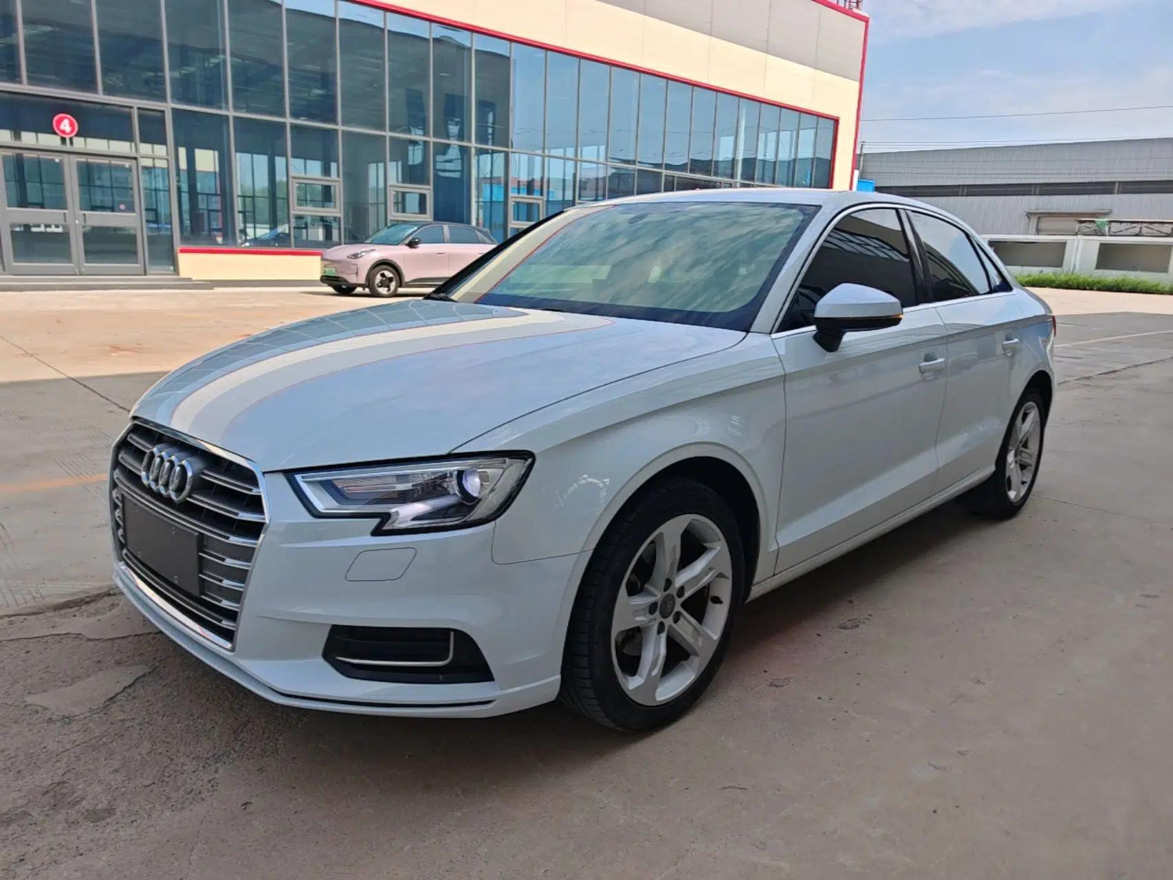 Audi A3 2019 Limousine 35 TFSI Ambition China VI — миниатюра 1
