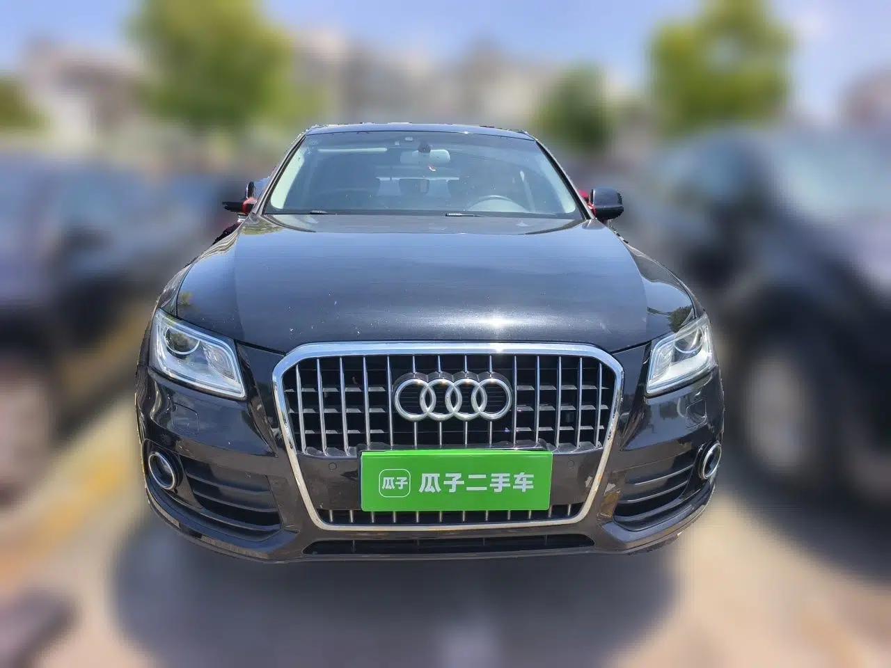 Audi Q5 2015 40 TFSI Comfort Model — миниатюра 2