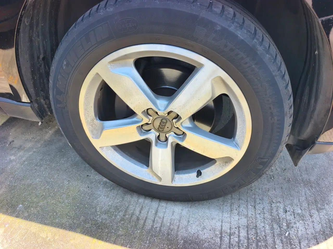 Audi Q5 2015 40 TFSI Comfort Model — миниатюра 8