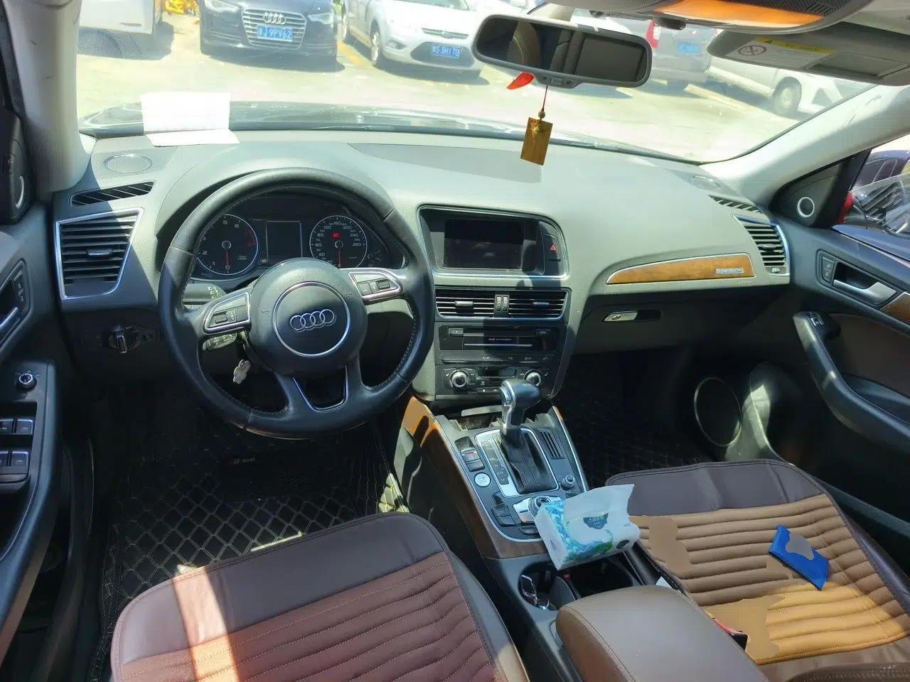 Audi Q5 2015 40 TFSI Comfort Model — миниатюра 9