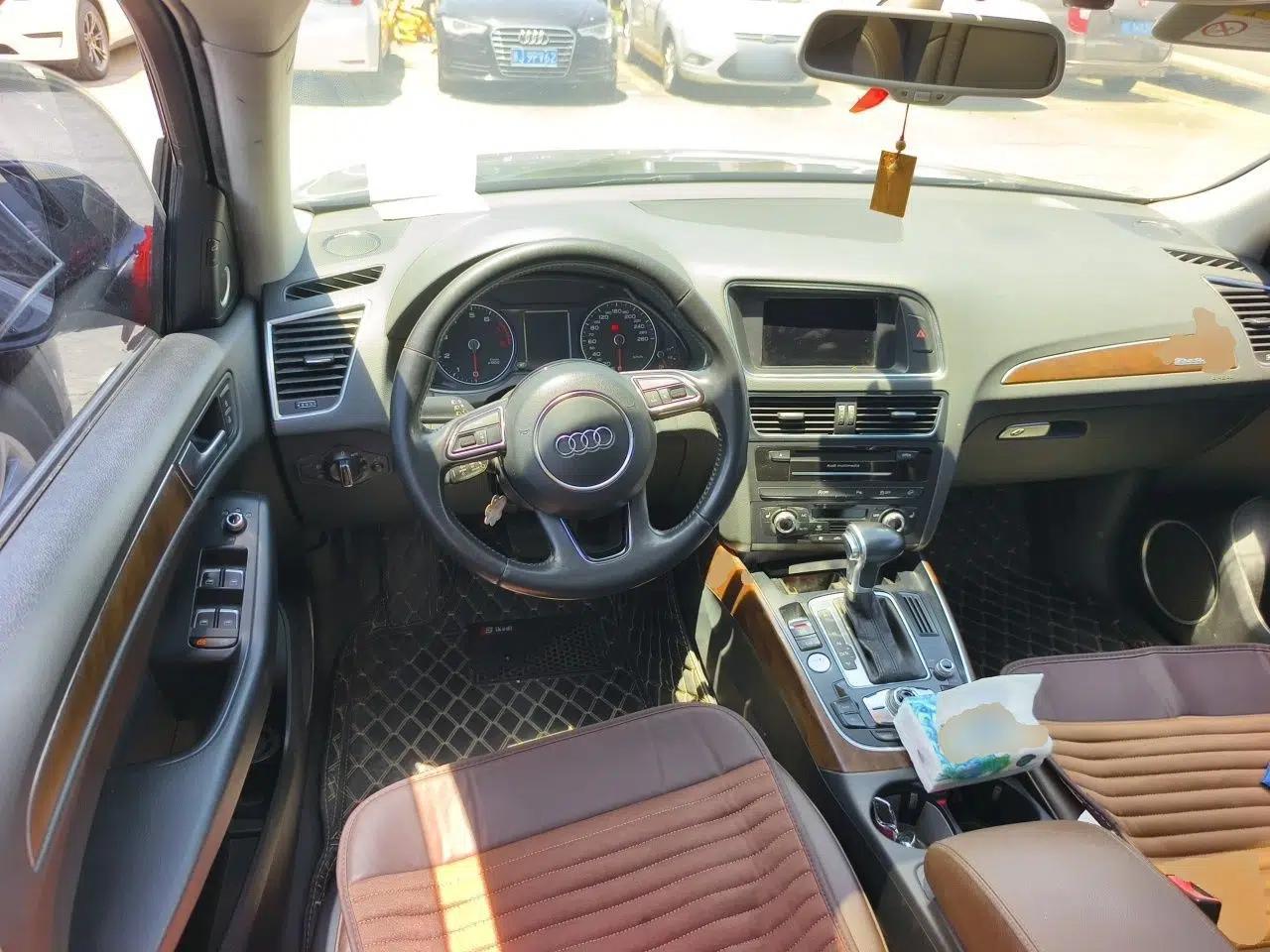 Audi Q5 2015 40 TFSI Comfort Model — миниатюра 10
