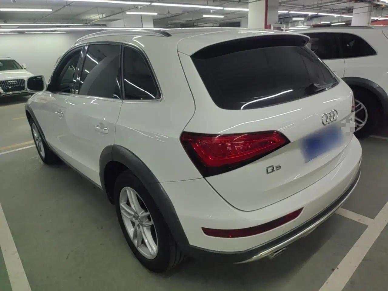Audi Q5 2017 Plus 40 TFSI Technology Model — миниатюра 4