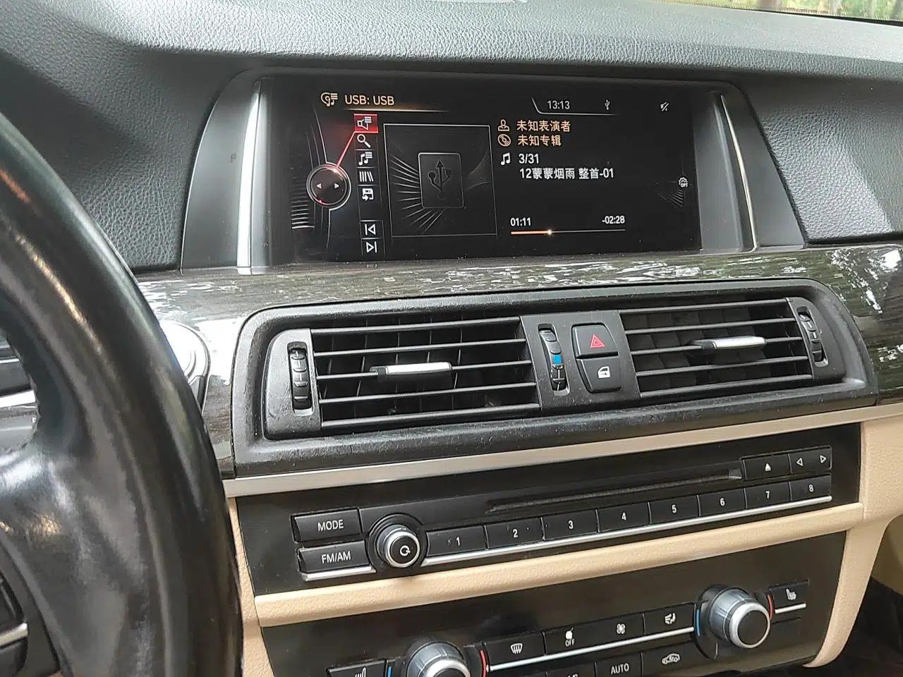 BMW 5 Series 2014 525Li Luxury Design Package — миниатюра 13