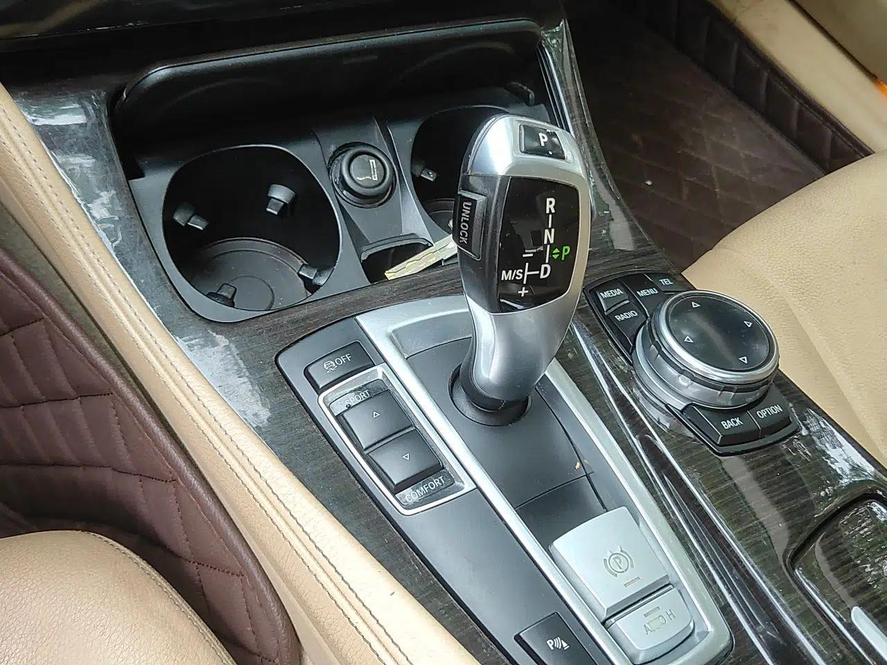 BMW 5 Series 2014 525Li Luxury Design Package — миниатюра 14
