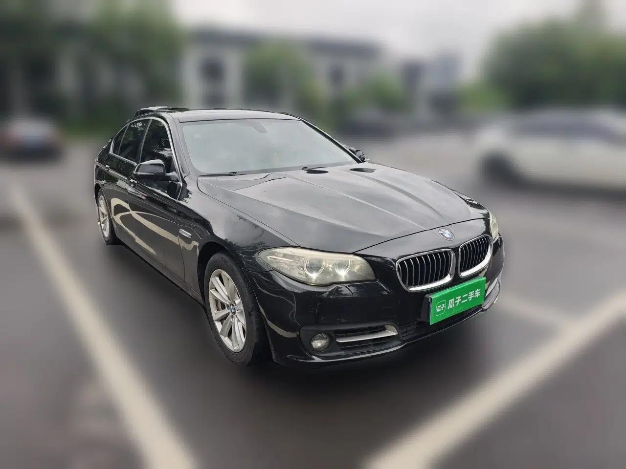 BMW 5 Series 2014 520Li Elegant Model — миниатюра 3