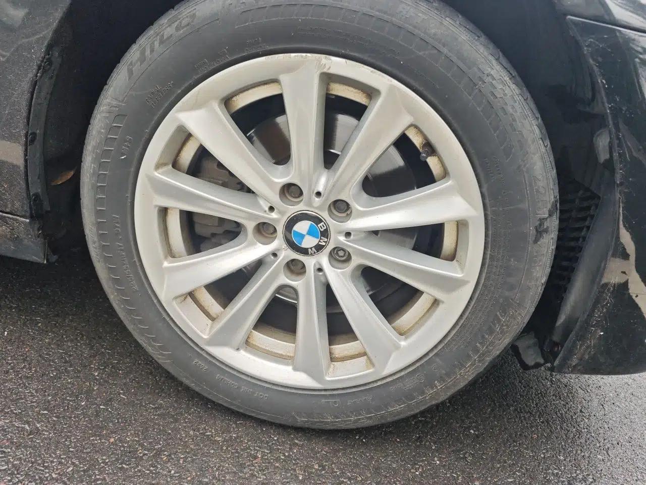 BMW 5 Series 2014 520Li Elegant Model — миниатюра 8
