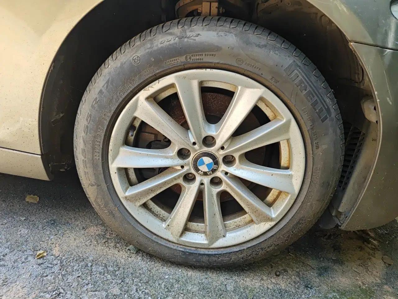 BMW 5 Series 2011 523Li Leading Model — миниатюра 8