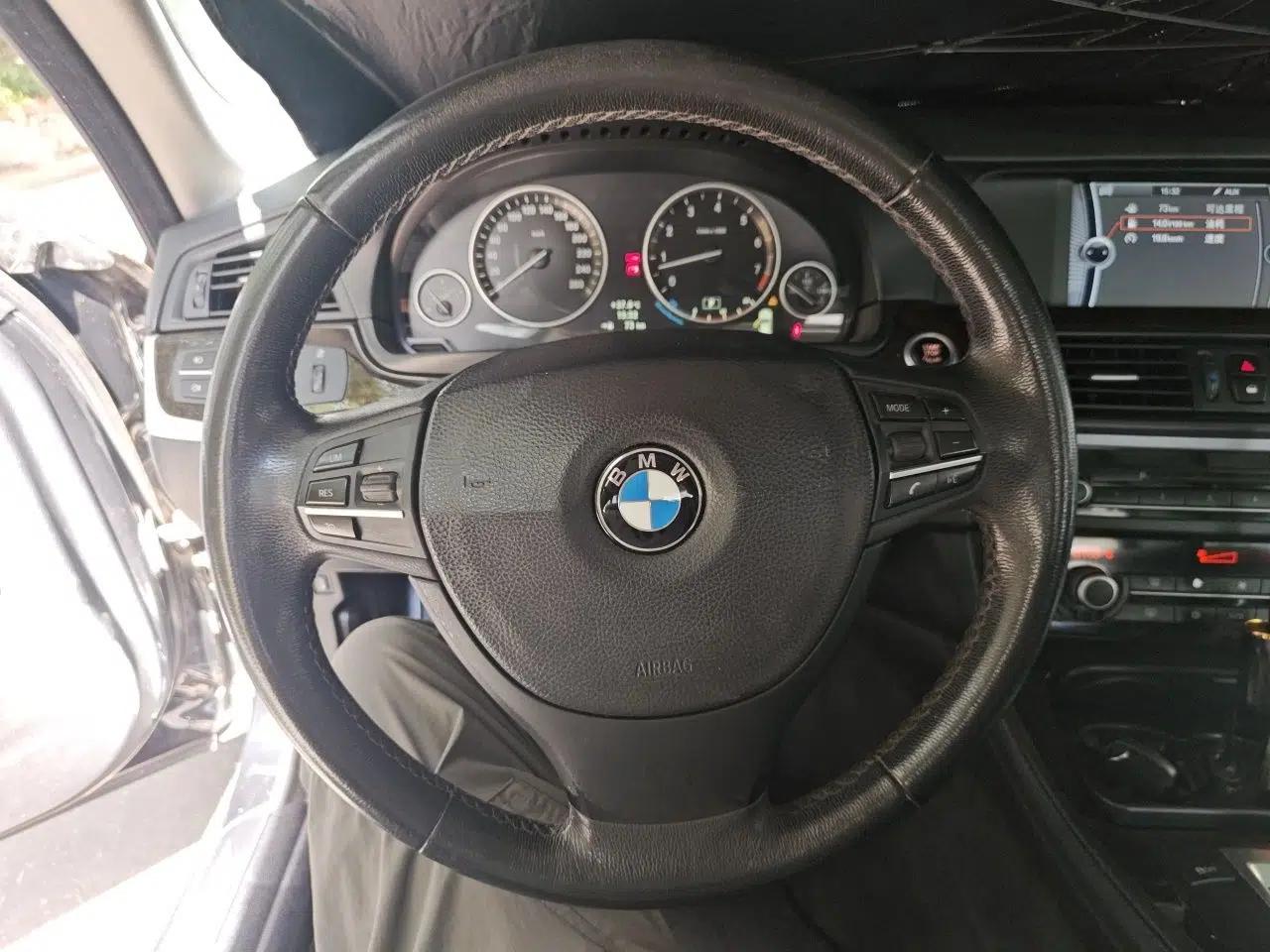 BMW 5 Series 2012 523Li Leading Model — миниатюра 10