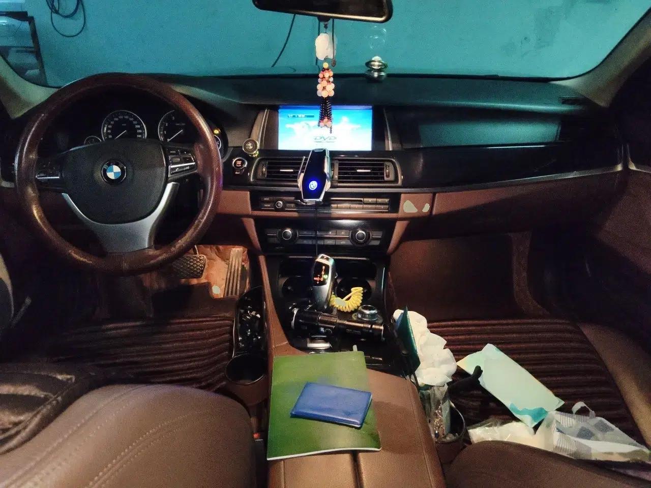 BMW 5 Series 2014 520Li Elegant Model — миниатюра 9