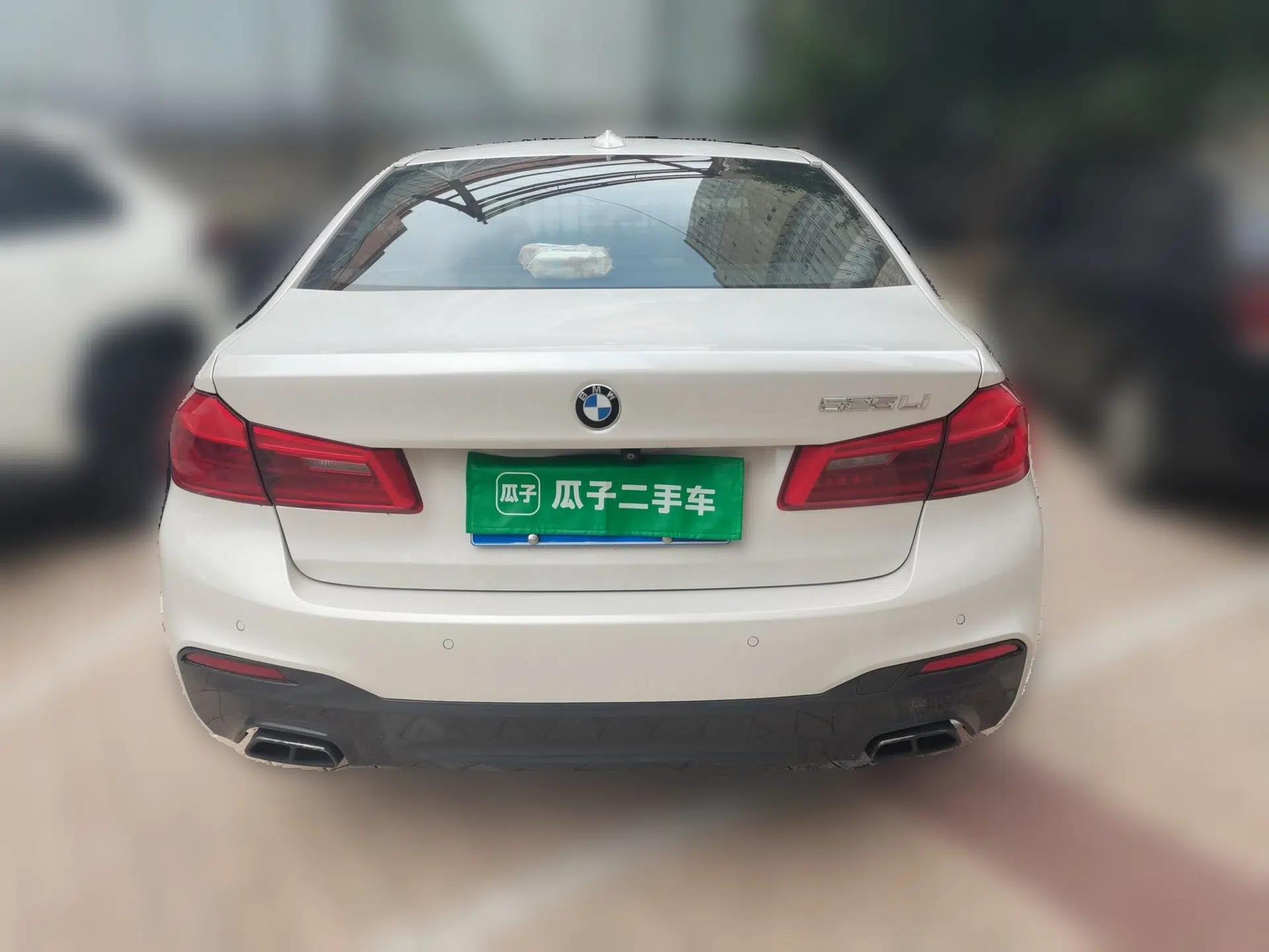 BMW 5 Series 2019 Restyled 525Li M Sport Package — миниатюра 5