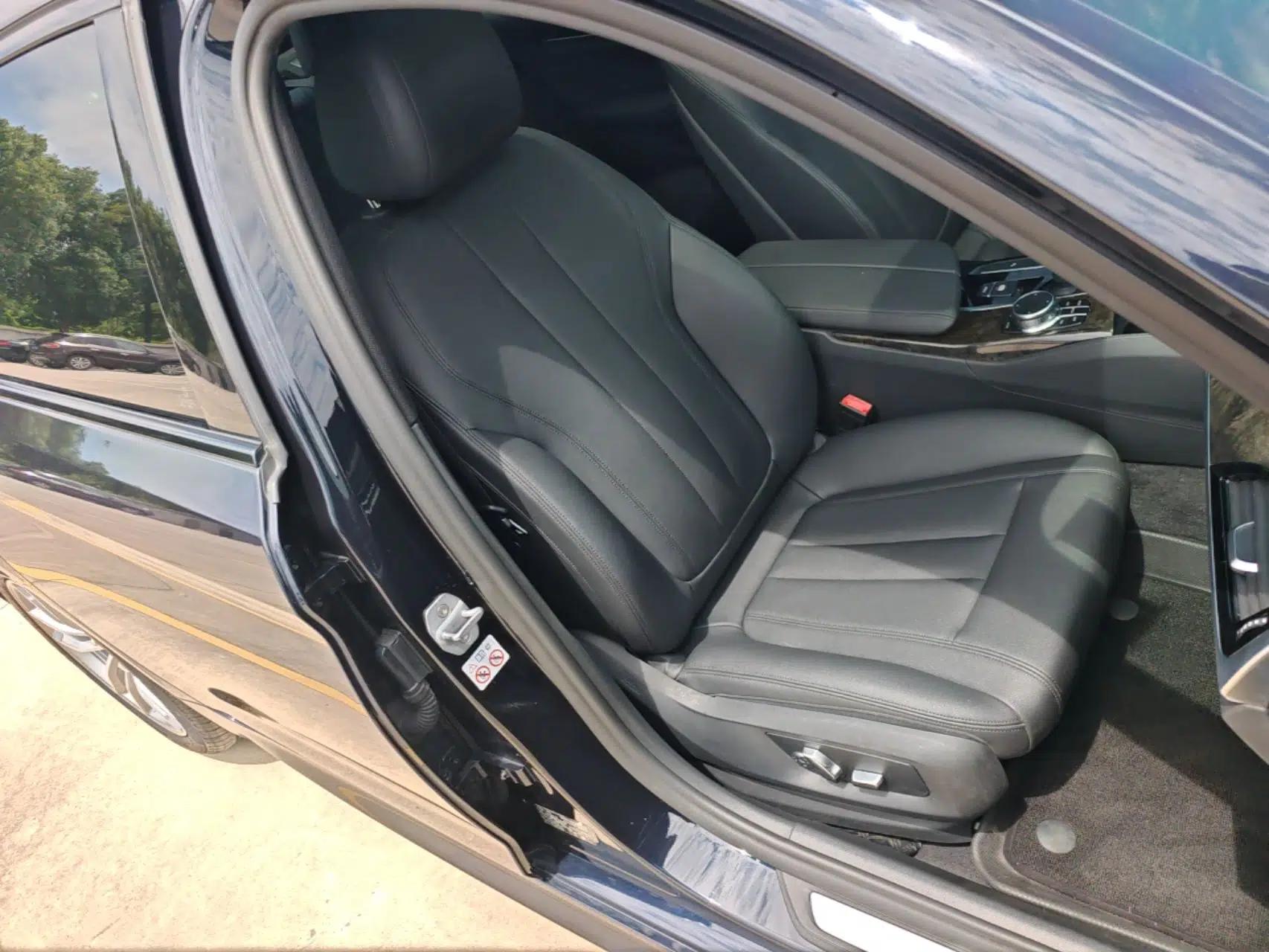 BMW 5 Series 2018 525Li M Sport Package — миниатюра 19