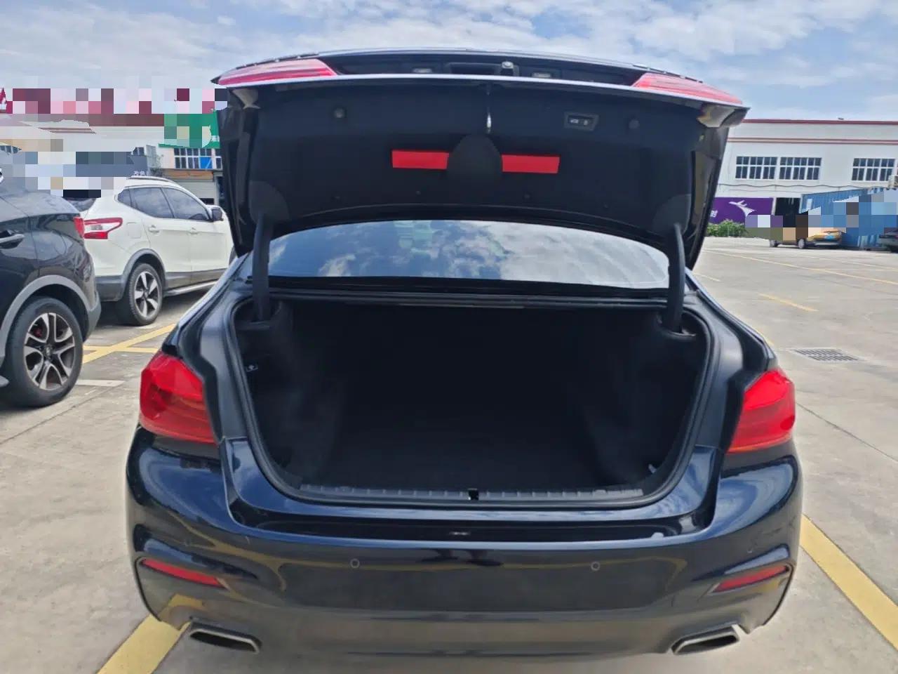 BMW 5 Series 2018 525Li M Sport Package — миниатюра 22