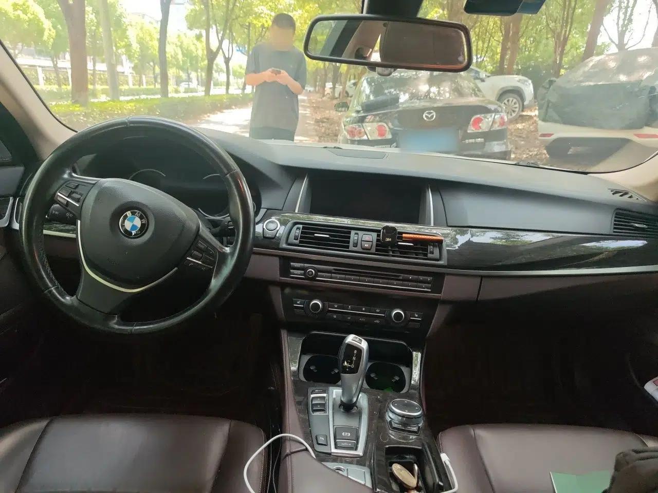 BMW 5 Series 2017 525Li Luxury Design Package — миниатюра 9