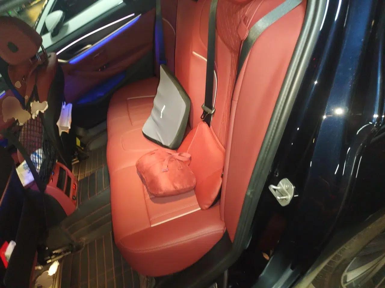 BMW 5 Series 2023 530Li Leading Model M Sport Package — миниатюра 17