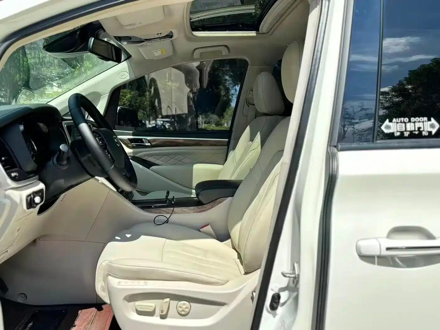 Trumpchi M8 2018 320T Flagship Edition — миниатюра 5