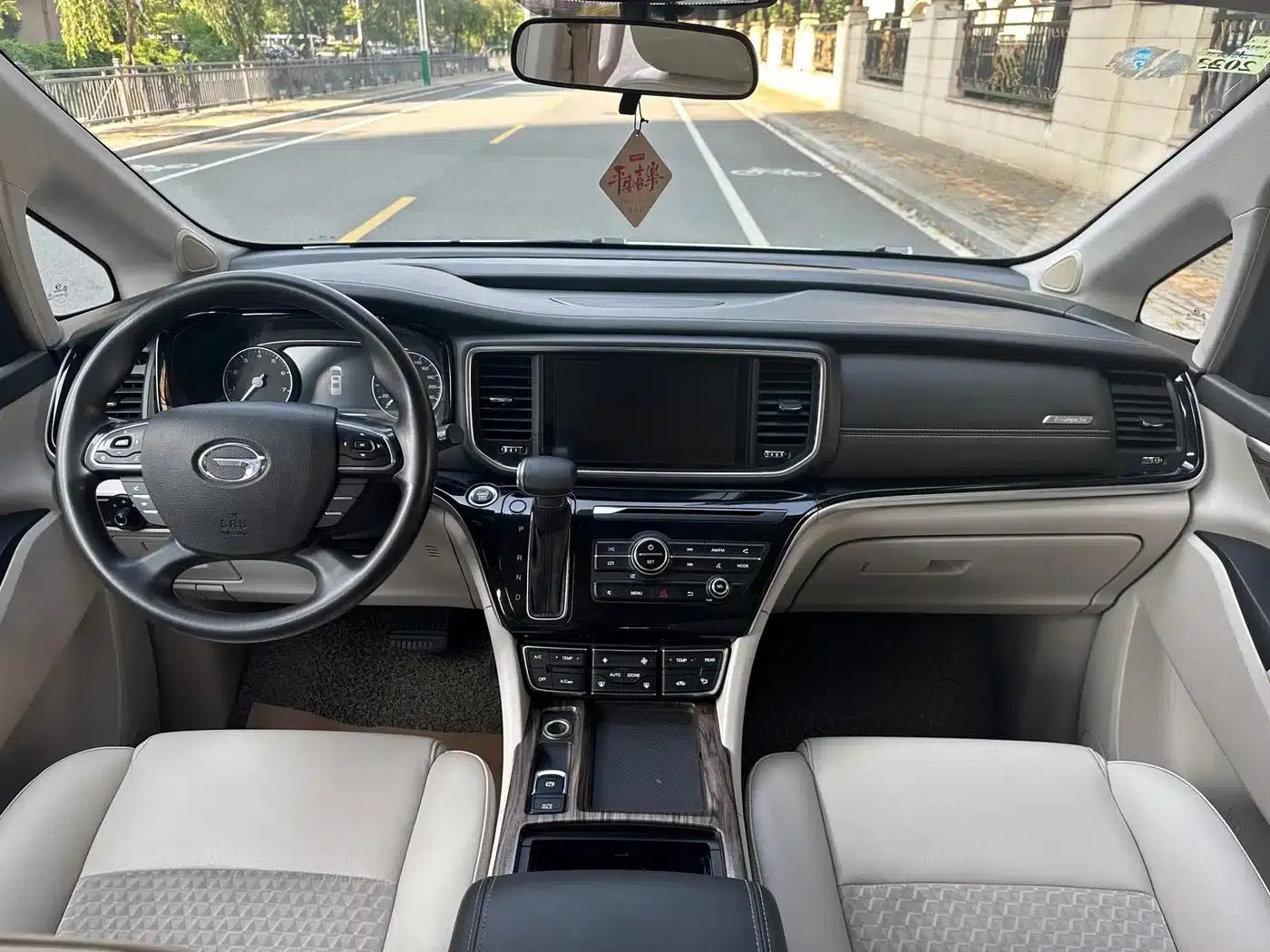 Trumpchi M8 2018 320T Luxury Edition — миниатюра 5