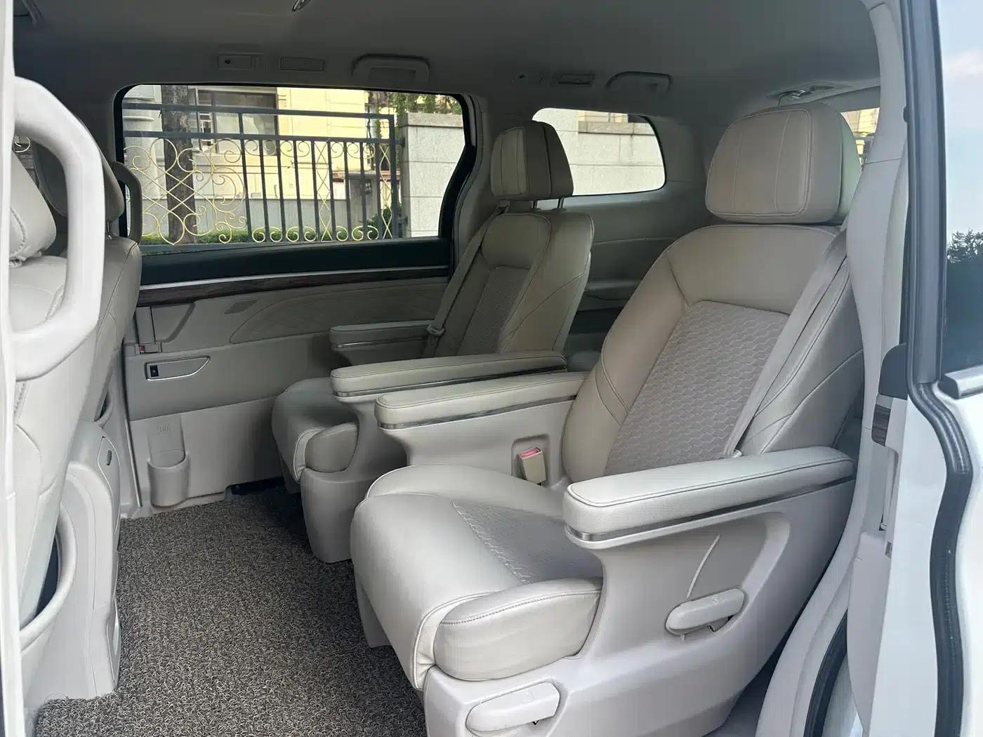 Trumpchi M8 2018 320T Luxury Edition — миниатюра 6