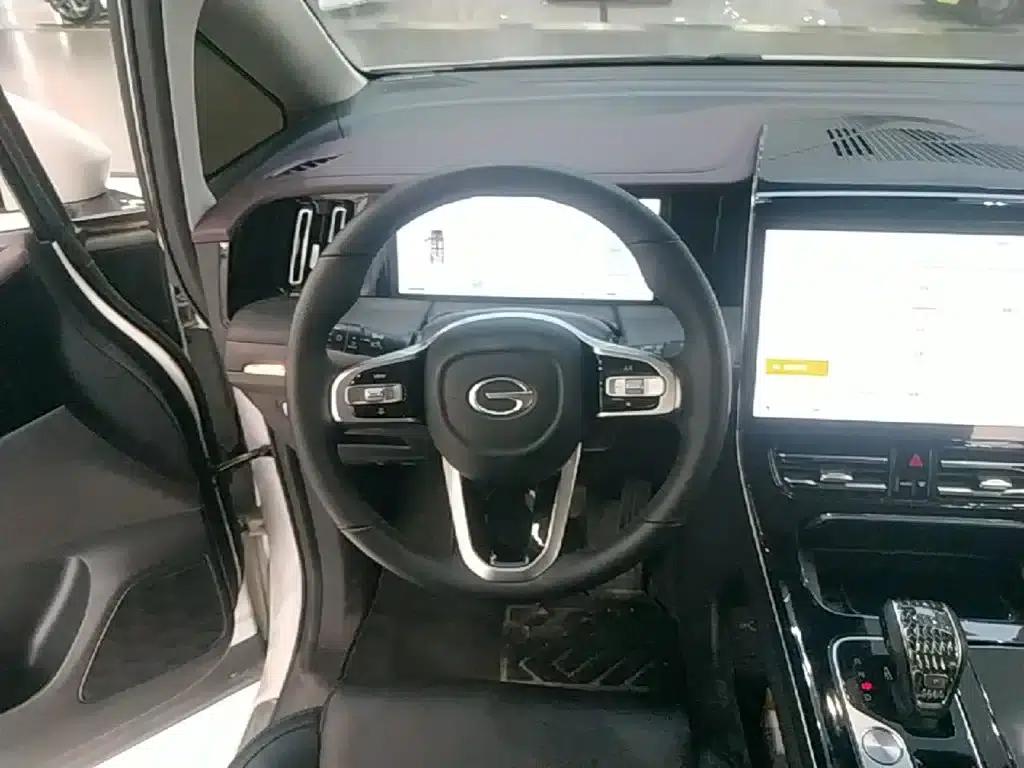 Trumpchi M8 2024 Master Series 400T Supreme Edition — миниатюра 11