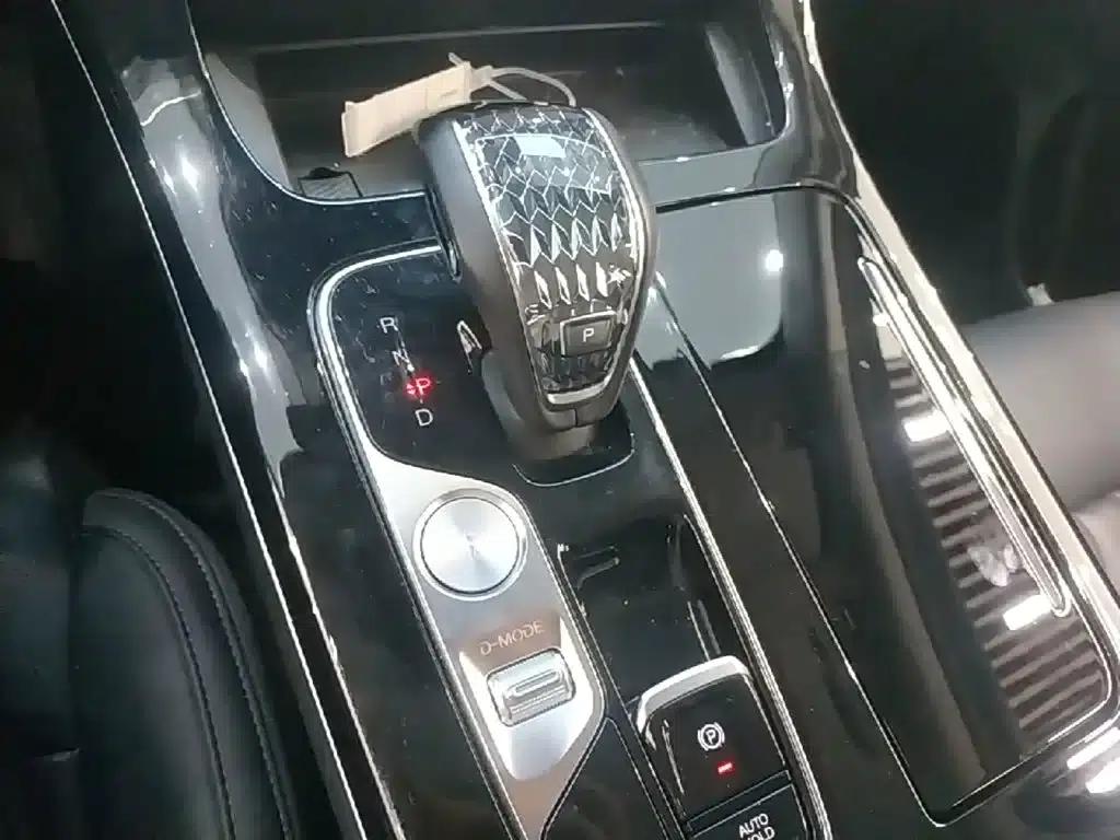 Trumpchi M8 2024 Master Series 400T Supreme Edition — миниатюра 14
