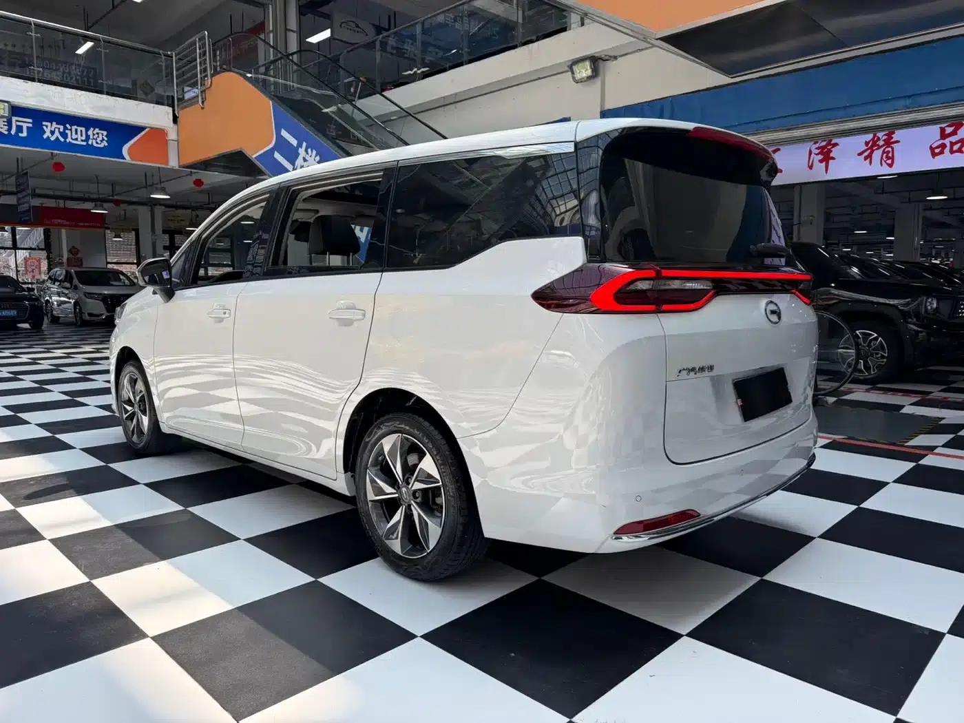 Trumpchi M6 2021 PRO 270T Automatic Premium Edition — миниатюра 17
