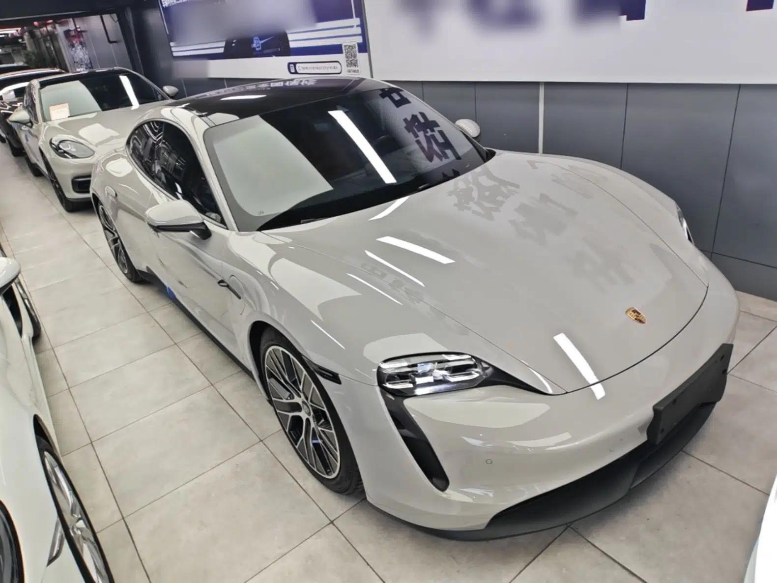 Porsche Taycan 2022-Year Updated Taycan — миниатюра 3