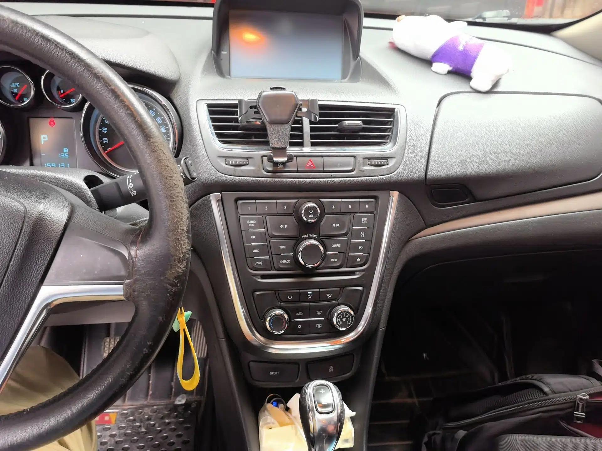 Buick Encore 2015 1.4T Automatic Two-Wheel Drive Urban Elite Version — миниатюра 13