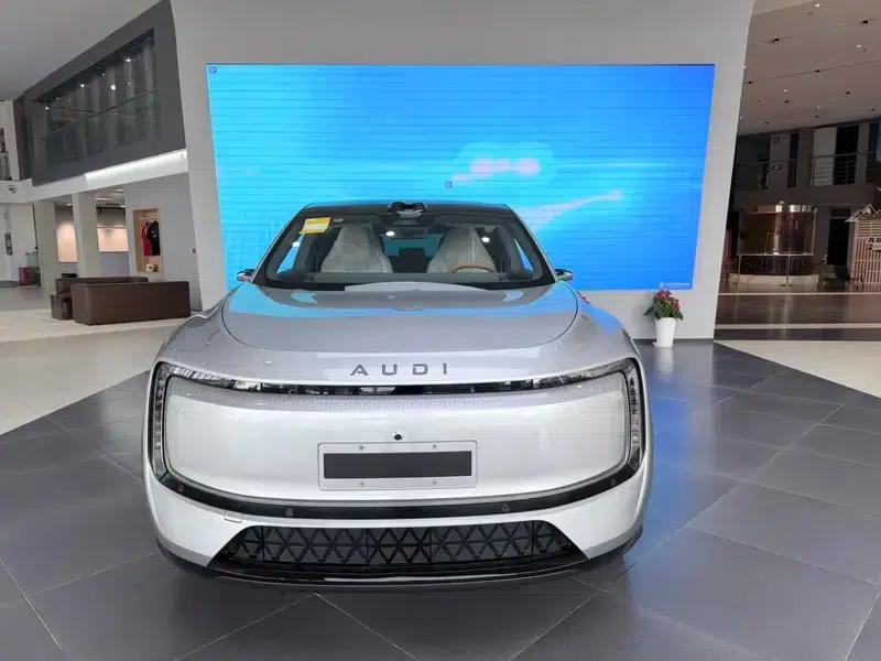 Audi E7X 2026 Pioneer quattro — миниатюра 2