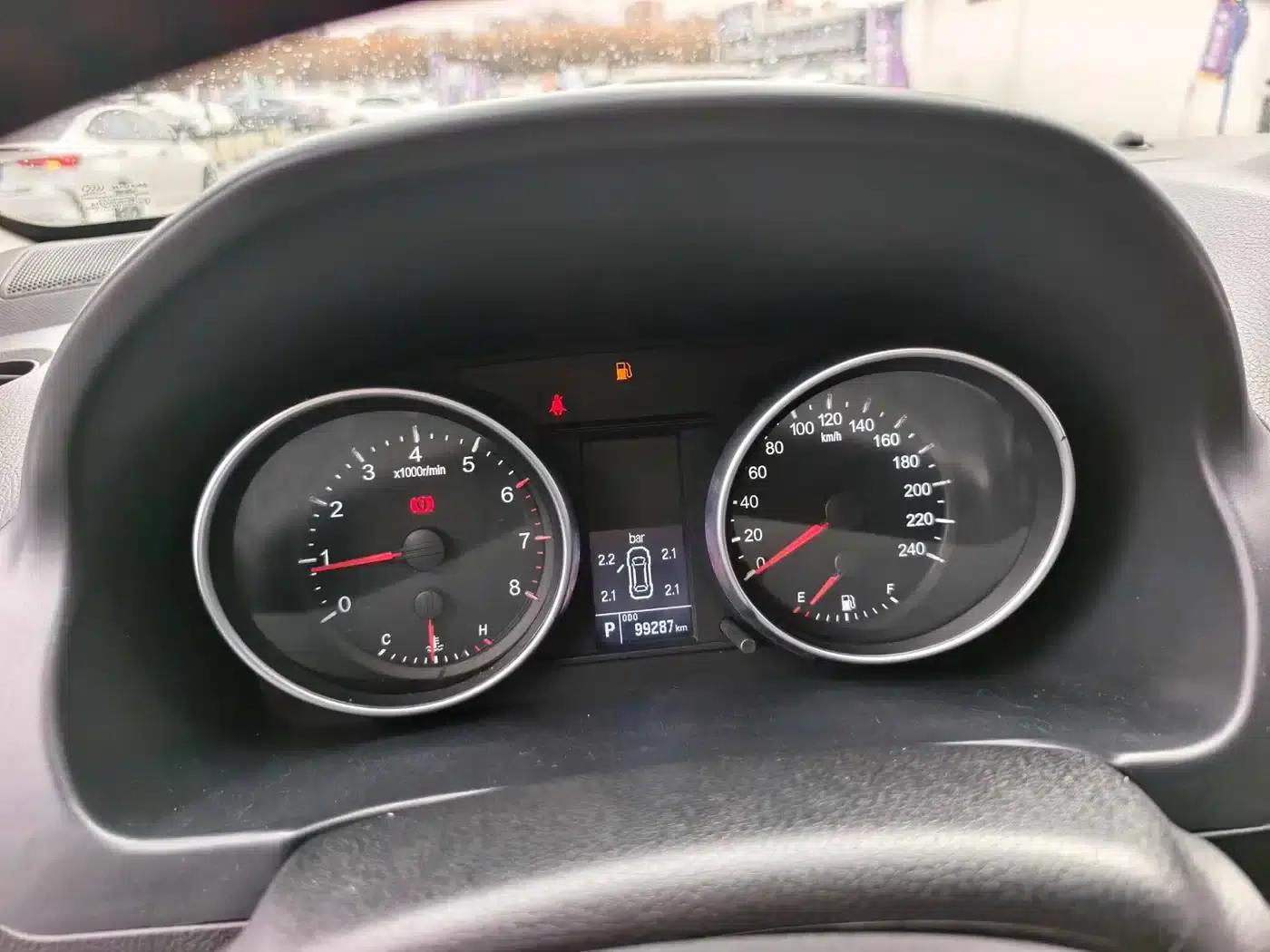 Haval H6 2013 Upgraded Version 2.4L Automatic Two-Wheel Drive Elite — миниатюра 5