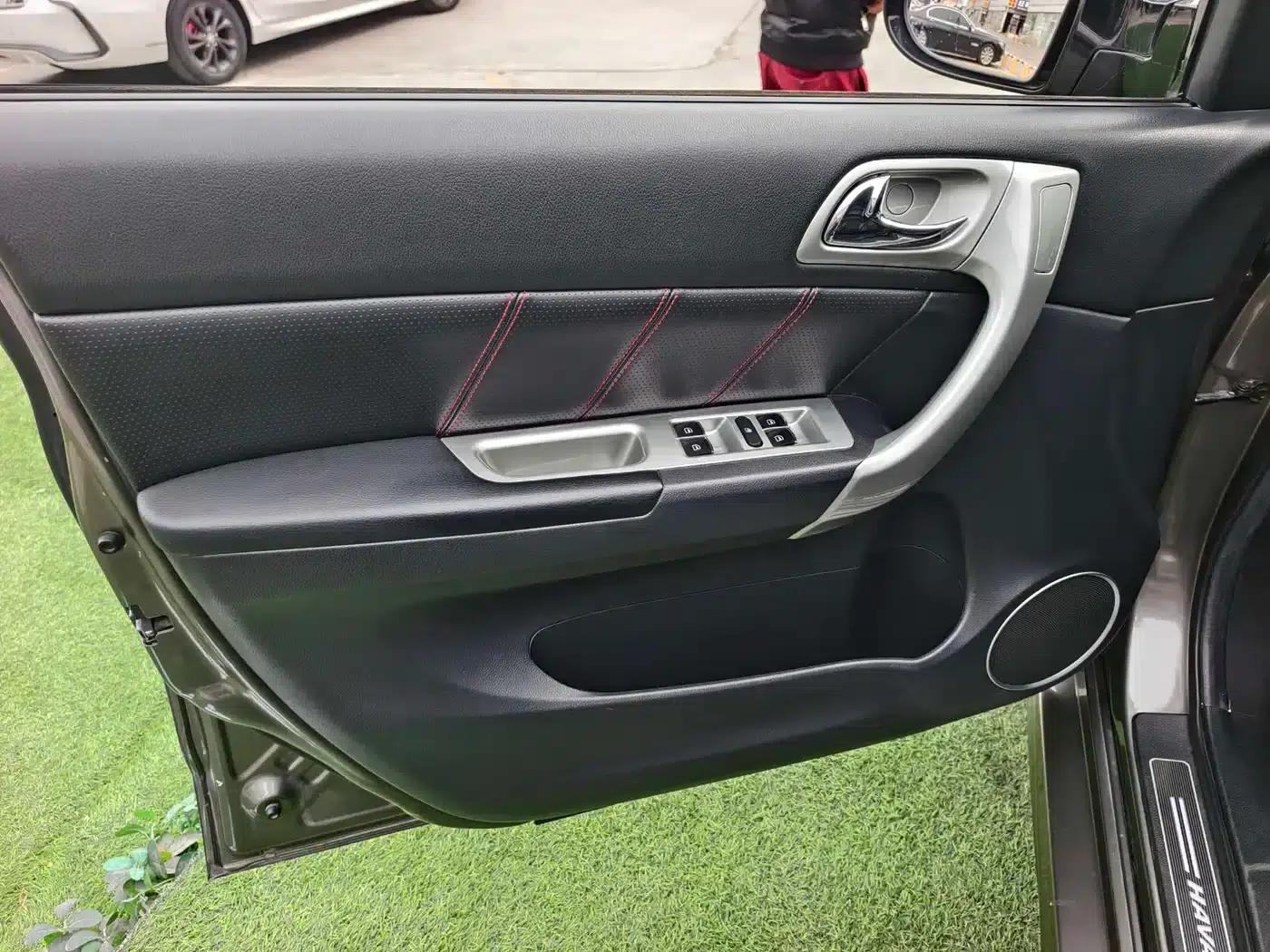 Haval H6 2013 Upgraded Version 2.4L Automatic Two-Wheel Drive Elite — миниатюра 7